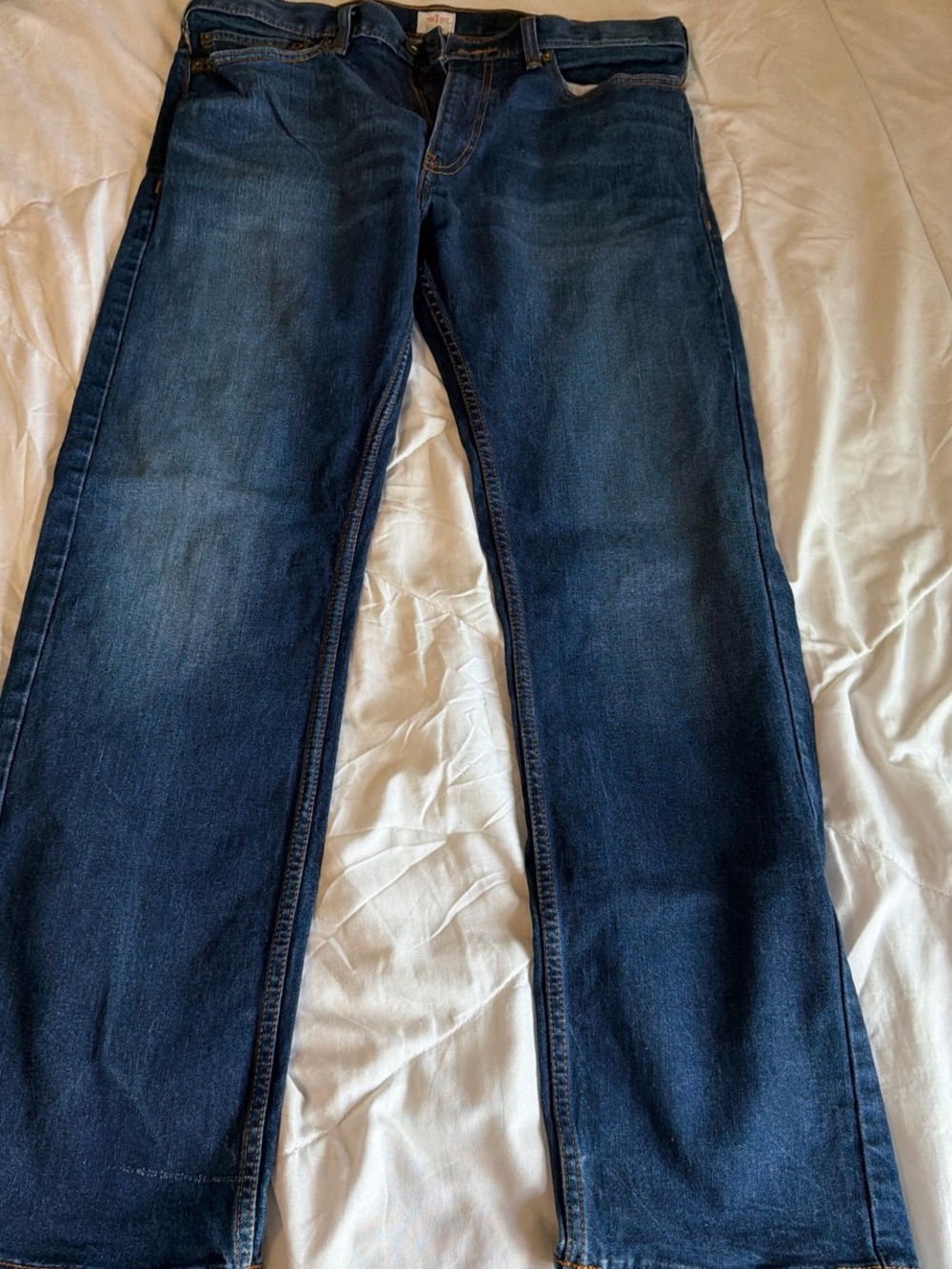 Dockers Men's Classic Straight-Leg Jeans in Dark Blue